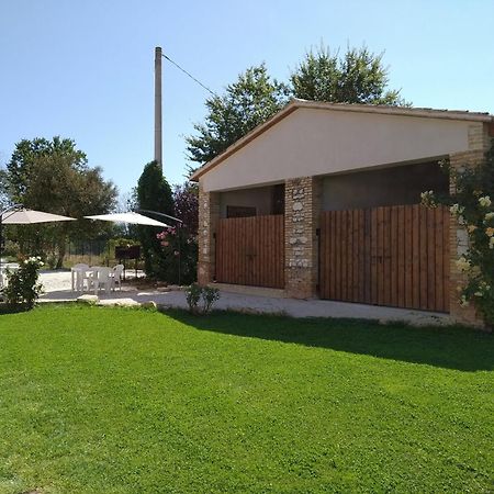 Podere Le Volte Degli Angeli 斯佩洛 外观 照片