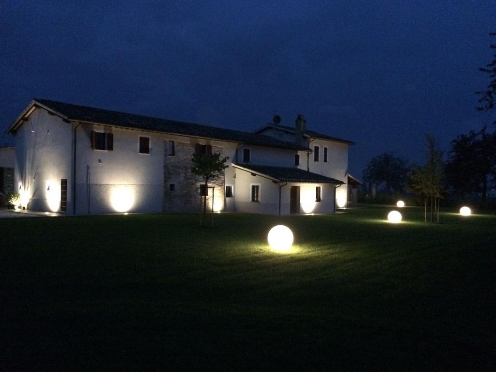Podere Le Volte Degli Angeli 斯佩洛 外观 照片